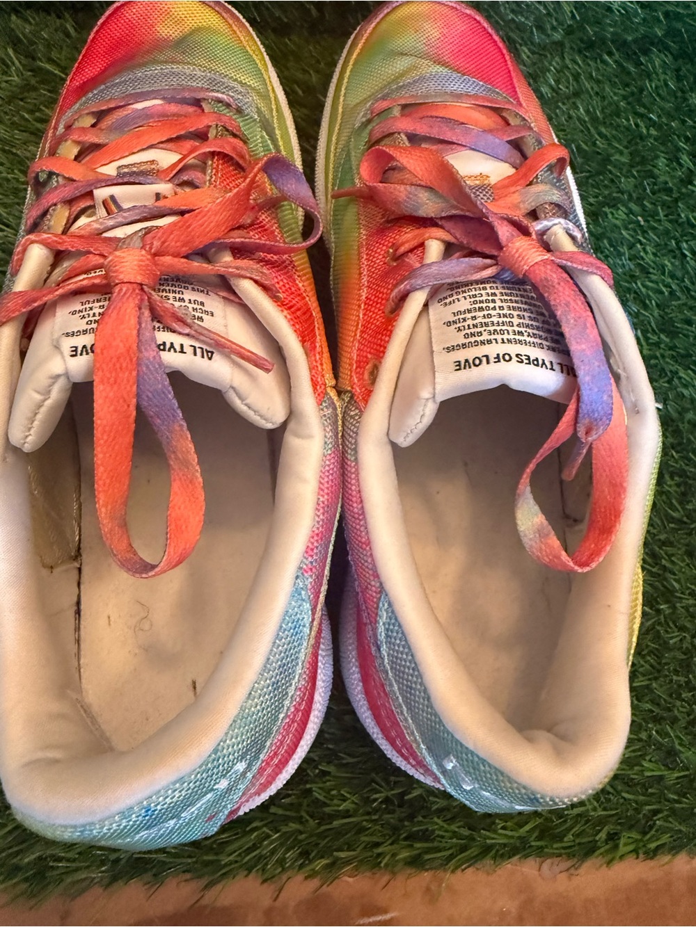 Reebok unisex Tie-Dye club C 85 Pride Low Top Sneakers - Multicolor size 11 - Picture 5 of 10